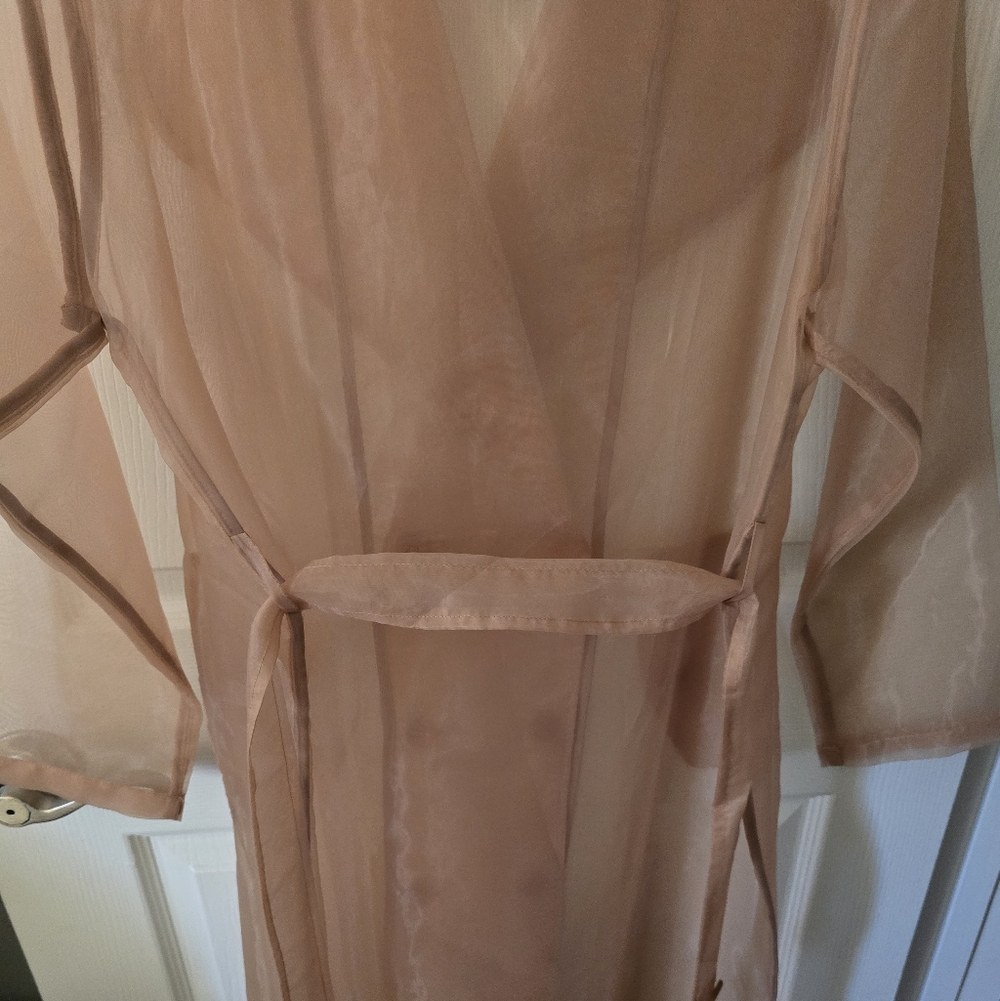 BNWT Sheer Tan Trench Style Layering Coat Women's Large - Picture 15 of 15